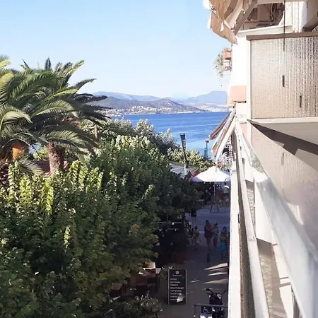 George's Place Apartmán